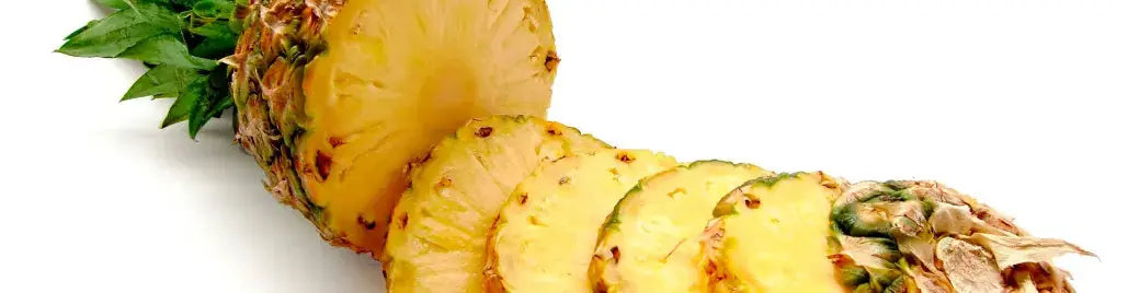 Pneumatic pineapple peeler for hospitality: the easiest, fastest, and most hygienic way to peel pineapples. Pelamatic SL